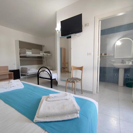 Picchio Hotel Pescoluse マリーナ・ディ・ペスコルーゼ エクステリア 写真