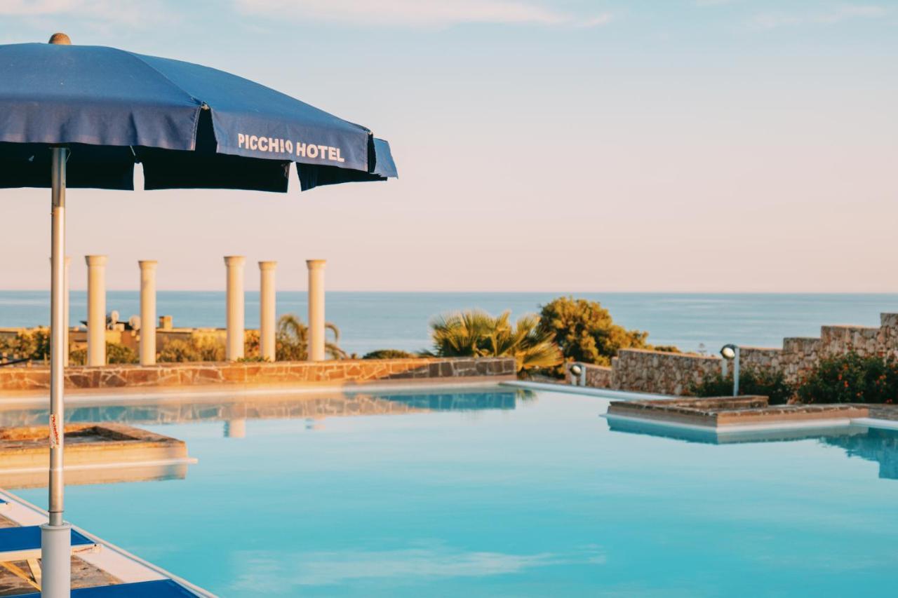 Picchio Hotel Pescoluse マリーナ・ディ・ペスコルーゼ エクステリア 写真